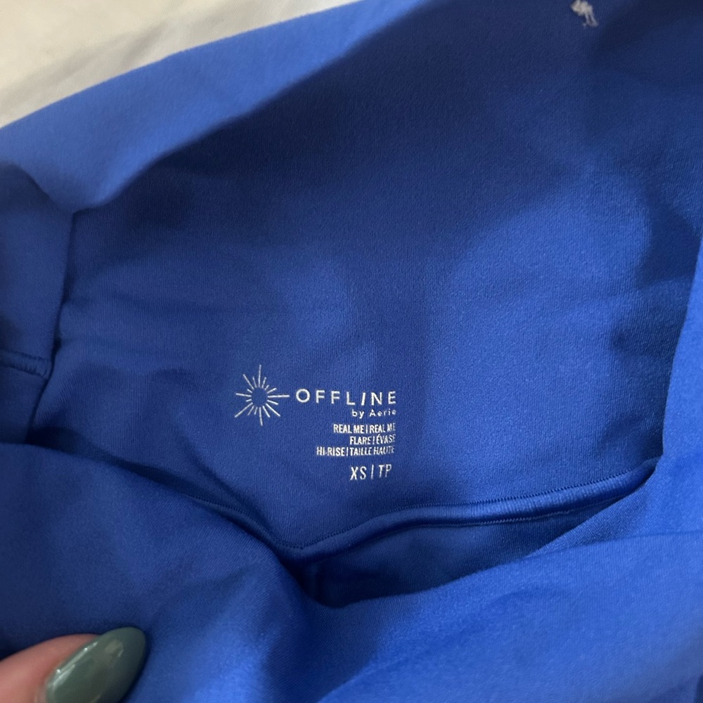 Aerie Vibrant Blue Leggings and Top Set - Picture 3 of 4